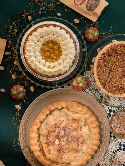 Holiday Uses for Sweet Almande Almonds, Pecans and Cashews